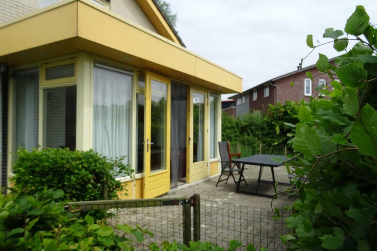 Vakantiehuisgalamadammen Met Ligplaats Boot Koudum Exteriör bild